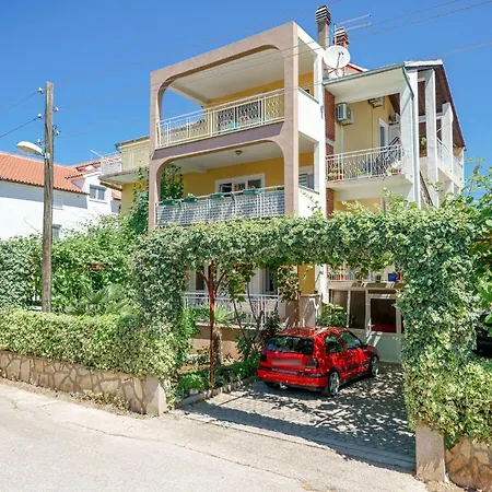 Apartment Ivka Vodice