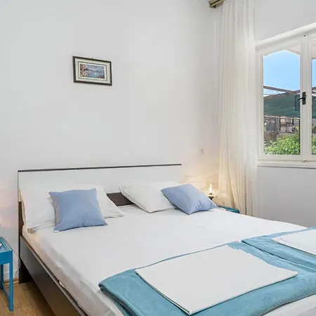 Apartment Ivka *