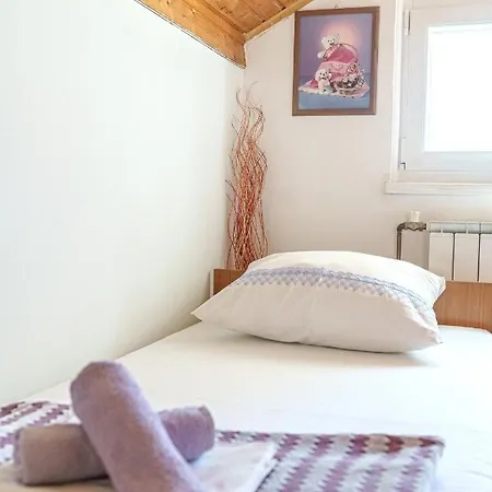 アパート Ivka ヴォディツェ