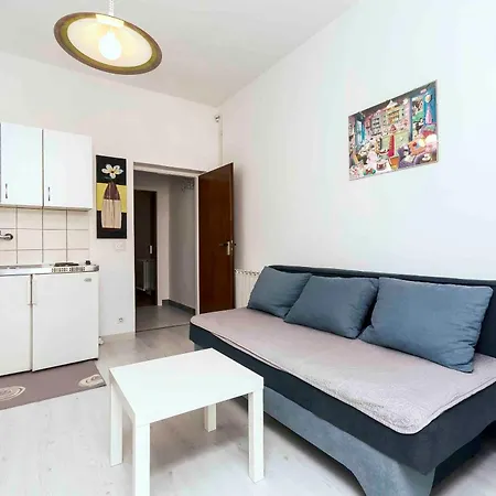 Ivka Apartment