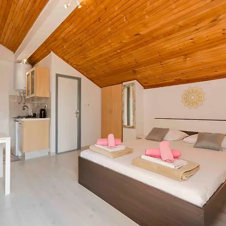 Ivka ヴォディツェ